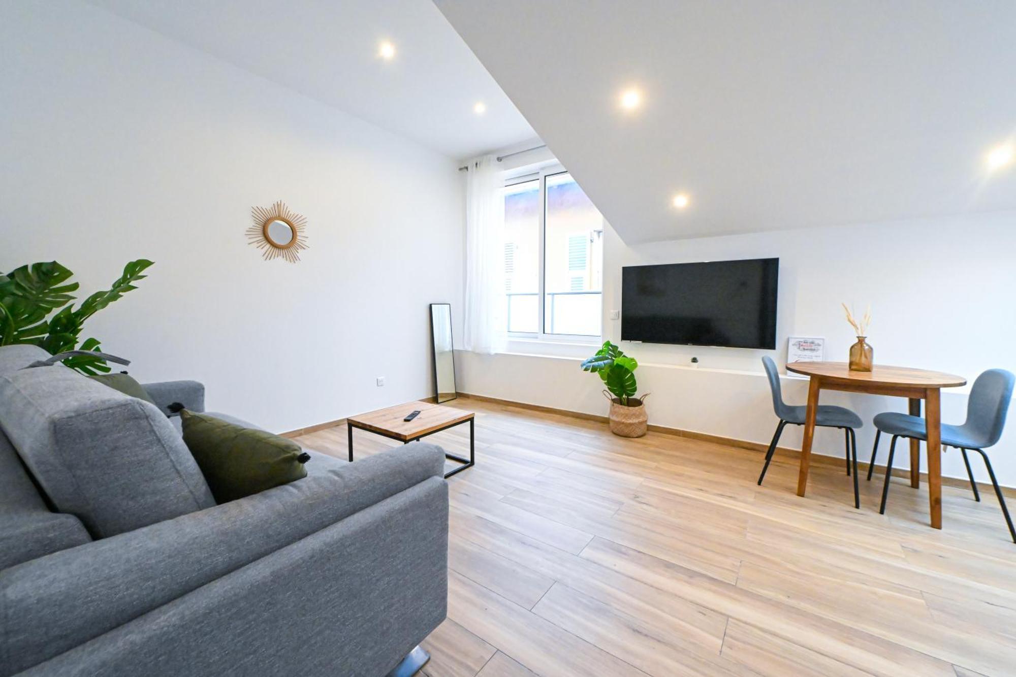 Beau Studio Cozy Centre Ville Et Plages N13 Nice Dış mekan fotoğraf